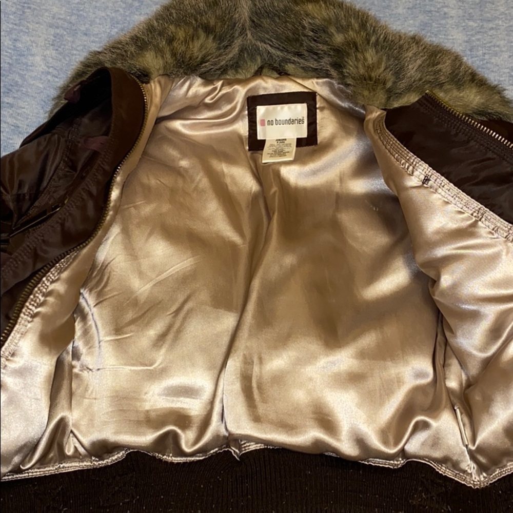 Winter jacket - Picture 4 of 6